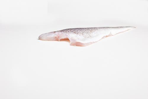 Dorsz bałtycki - filet ze skórą (100-200 g)
