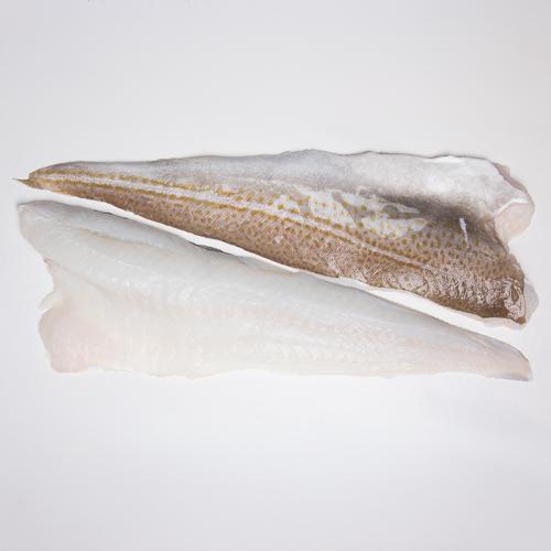 Dorsz atlantycki- filet ze skórą - 1kg